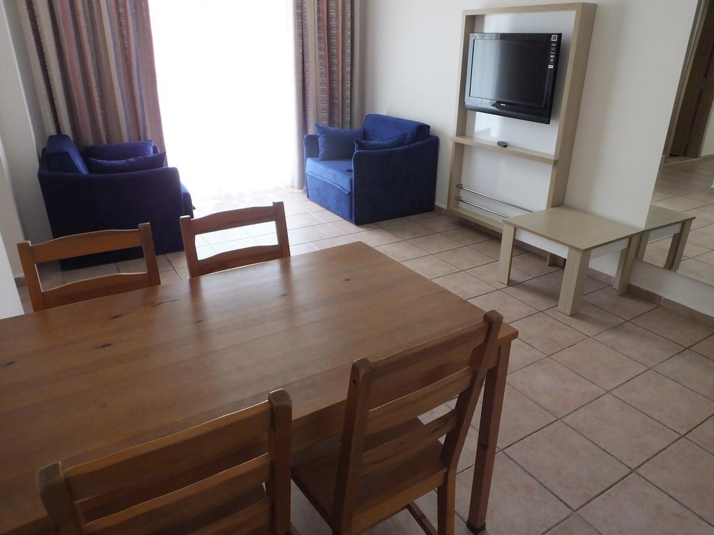 Riviera Aparthotel 4*